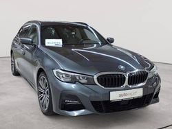 Mineralgrau metallic Gebraucht 2020 BMW 320 M Sport Kombi | 23.690 € (Guter Preis)