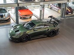 Grün Neu 2025 Porsche 911 GT3 RS Coupé | 319.000 €