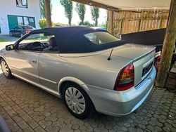 Silber Gebraucht 2002 Opel Astra Cabriolet Cabrio | 890 €