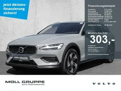 Vapour grey / metallic Gebraucht 2023 Volvo V60 CC Plus Kombi | 36.450 € (Superpreis)