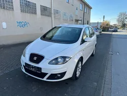 Weiß Gebraucht 2011 Seat Altea XL Ecomotive Van / Kleinbus | 3.199 € (Guter Preis)