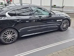 Schwarz Gebraucht 2020 Jaguar XE R-Dynamic Limousine | 22.900 € (Guter Preis)