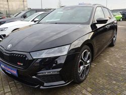 Schwarzmagic perleffekt Gebraucht 2023 Skoda Octavia RS Kombi | 34.980 € (Fairer Preis)