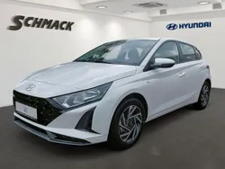 Weiß Gebraucht 2024 Hyundai i20 GO! Limousine | 18.390 € (Fairer Preis)