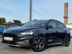 Blau Gebraucht 2020 Ford Focus Active Limousine | 15.999 € (Guter Preis)