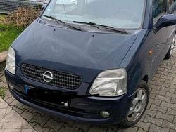 Blau Gebraucht 2001 Opel Agila Kleinwagen | 600 € (Guter Preis)