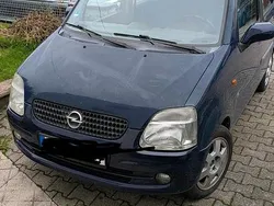 Blau Gebraucht 2001 Opel Agila Kleinwagen | 850 € (Fairer Preis)