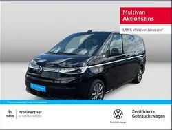 Schwarz Gebraucht 2024 VW Multivan Style Van / Kleinbus | 55.490 € (Fairer Preis)