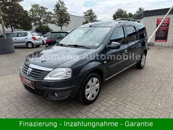 Grau Gebraucht 2011 Dacia Logan MCV Lauréate Kombi | 2.999 € (Fairer Preis)