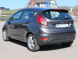 Magneticgrau (metallic) Gebraucht 2017 Ford Fiesta Celebration Kleinwagen | 9.950 € (Fairer Preis)