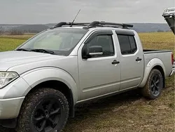 Grau Gebraucht 2007 Nissan Navara Abholung | 7.999 € (Superpreis)