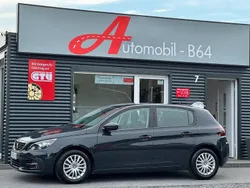 Grau Gebraucht 2017 Peugeot 308 Access Limousine | 6.850 € (Etwas zu teuer)