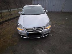 Silber Gebraucht 2007 VW Golf V Comfortline Kombi | 2.850 € (Fairer Preis)