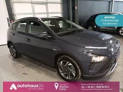 Grau Gebraucht 2024 Hyundai Bayon Trend SUV | 22.490 € (Fairer Preis)