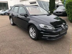 Schwarz Gebraucht 2017 VW Golf VII Comfortline Kombi | 9.950 € (Guter Preis)