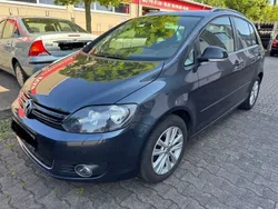 Blau Gebraucht 2011 VW Golf Plus Style Van / Kleinbus | 4.900 € (Etwas zu teuer)