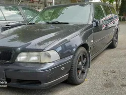 Schwarz Gebraucht 1999 Volvo V70 Kombi | 3.850 €