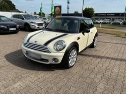 Weiß Gebraucht 2008 Mini Cooper Kleinwagen | 3.290 € (Fairer Preis)