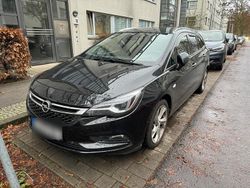 Schwarz Gebraucht 2017 Opel Astra Kombi | 6.295 € (Superpreis)