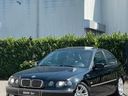 Schwarz Gebraucht 2001 BMW 325 Executive Kleinwagen | 7.500 € (Teuer)