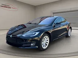 Schwarz Gebraucht 2018 Tesla Model S Limousine | 33.900 € (Etwas zu teuer)