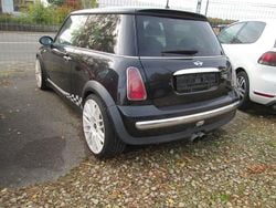 Schwarz Gebraucht 2003 Mini Cooper Coupé Coupé | 2.499 € (Fairer Preis)