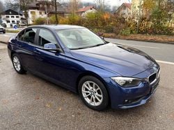 Blau Gebraucht 2016 BMW 318 Sport Line Limousine | 6.499 € (Fairer Preis)
