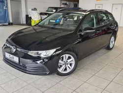 Schwarz Gebraucht 2021 VW Golf VIII Life Kombi | 17.999 € (Fairer Preis)