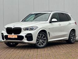 Mineralweiss Gebraucht 2022 BMW X5 M Sport SUV | 58.840 € (Superpreis)