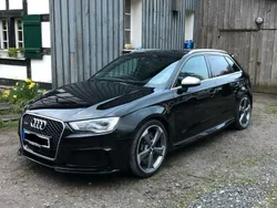 Schwarz Gebraucht 2016 Audi RS3 Design Kleinwagen | 37.950 € (Guter Preis)