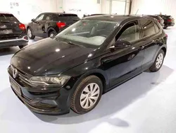 Deep black perleffekt Gebraucht 2021 VW Polo Comfortline Kleinwagen | 15.840 € (Guter Preis)