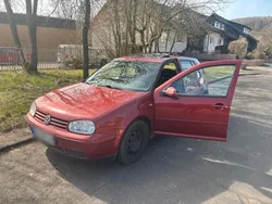 Rot Gebraucht 1998 VW Golf IV Limousine | 650 € (Superpreis)