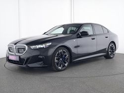 Black sapphire Gebraucht 2024 BMW i5 Comfort Edition Limousine | 63.541 €