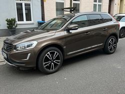 Braun Gebraucht 2014 Volvo XC60 SUV | 16.500 € (Teuer)