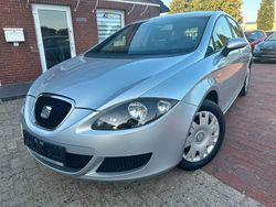 Grau Gebraucht 2007 Seat Leon Reference Kleinwagen | 1.900 € (Etwas zu teuer)