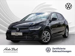 Schwarz (deep black perleffekt) Neu 2025 VW Polo Style Limousine | 28.440 € (Etwas zu teuer)