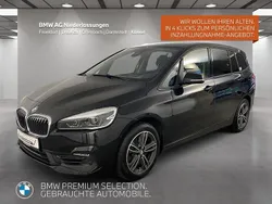 Schwarz Gebraucht 2021 BMW 220 Gran Tourer Sport Line Van / Kleinbus | 26.890 € (Etwas zu teuer)