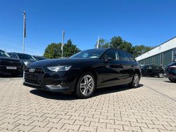Schwarz Gebraucht 2021 Audi A4 Ambiente Kombi | 29.990 € (Teuer)