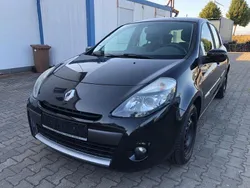 Schwarz Gebraucht 2010 Renault Clio II Limousine | 1.990 € (Guter Preis)