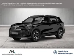Schwarz Gebraucht 2024 VW Tiguan Elegance SUV | 39.088 € (Fairer Preis)