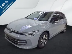 Mondsteingrau Gebraucht 2024 VW Golf VIII Goal Limousine | 28.600 €