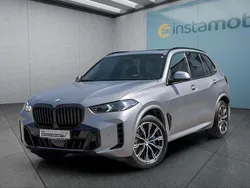 Grau Gebraucht 2024 BMW X5 SUV | 76.699 € (Teuer)