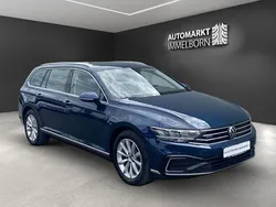 Blau Gebraucht 2021 VW Passat GTE Kombi | 25.880 € (Fairer Preis)