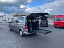 Beige Gebraucht 2017 VW Caravelle Van / Kleinbus | 32.200 €