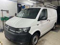 Candyweiß Gebraucht 2017 VW Transporter Van | 19.990 € (Fairer Preis)