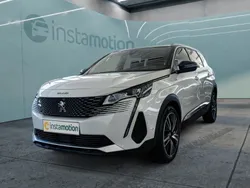 Weiß Gebraucht 2022 Peugeot 5008 Van / Kleinbus | 39.538 €