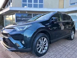 Grün Gebraucht 2018 Toyota RAV4 Hybrid Executive SUV | 24.890 € (Fairer Preis)