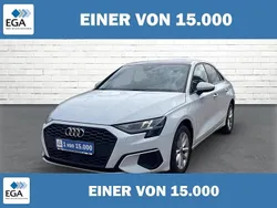 Weiß metallic Gebraucht 2022 Audi A3 Ambiente Limousine | 26.580 € (Fairer Preis)