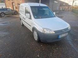 Weiß Gebraucht 2011 Opel Combo Kombi | 3.000 € (Fairer Preis)