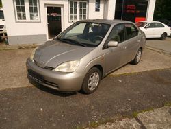 Silber Gebraucht 2002 Toyota Prius Kleinwagen | 2.200 €